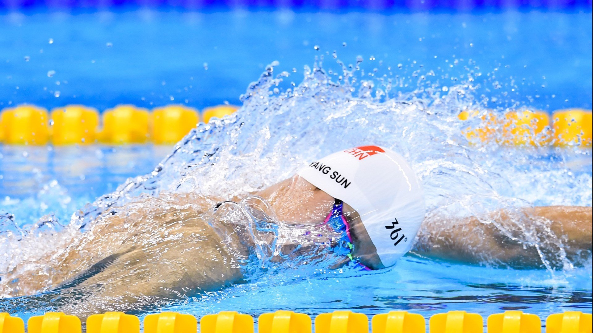 冰火对决，保罗关键战不手软，火箭踏平广东铸就传奇