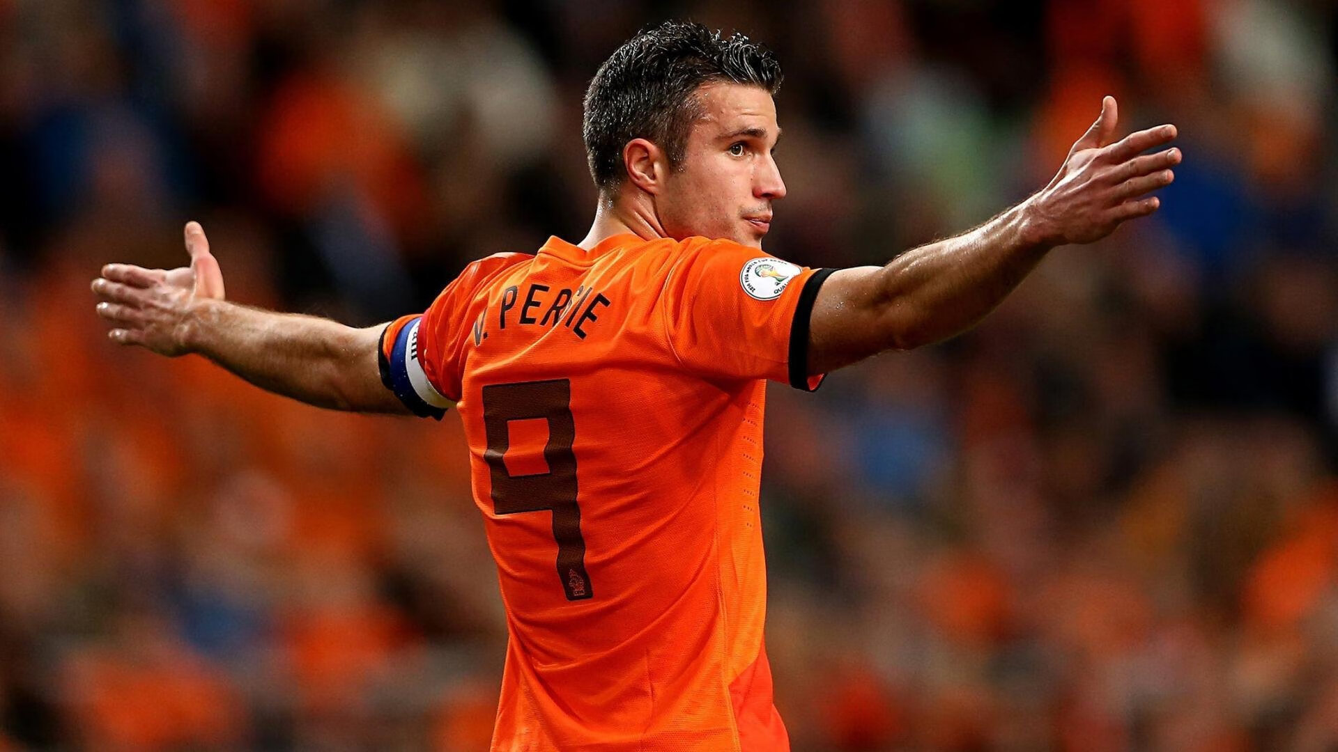 足球的两种征服,德国战车横扫威尔士,巴雷拉在欧冠舞台的孤独主宰